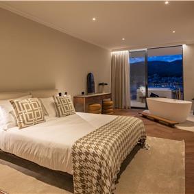 Selection of 5 bedroom seafront villas with heated pool on Ciovo near Trogir, sleeps 10